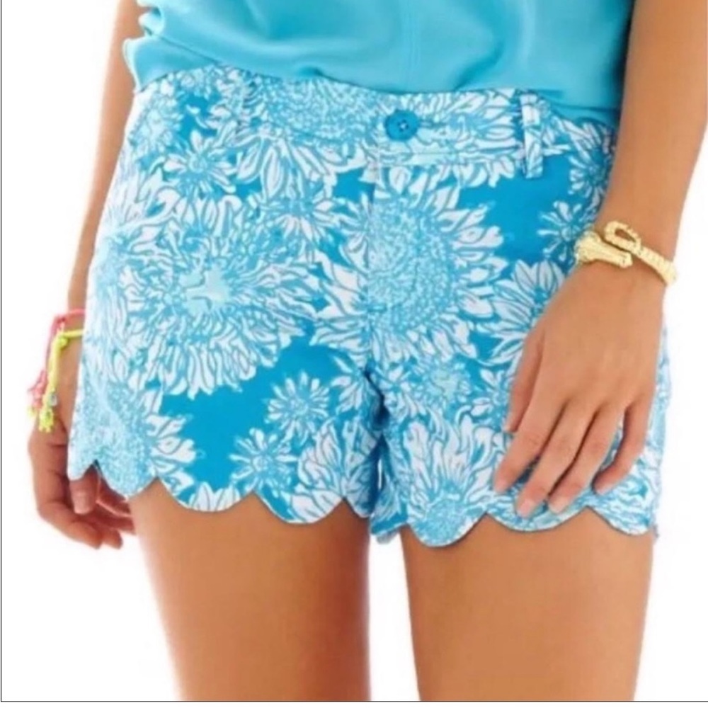 Lilly Pulitzer Buttercup Short Lion in the Sun Print - Picture 1 of 4